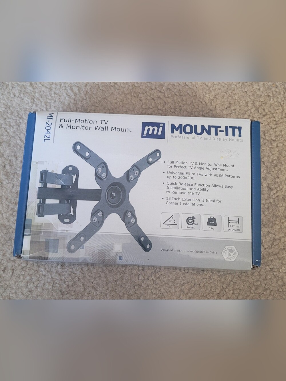 Mount-It TV & Monitor Wall Mount Bracket Full Motion Tilt Arm Up To 47"